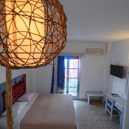 Atlas Boutique Hotel Камарі Екстер'єр фото