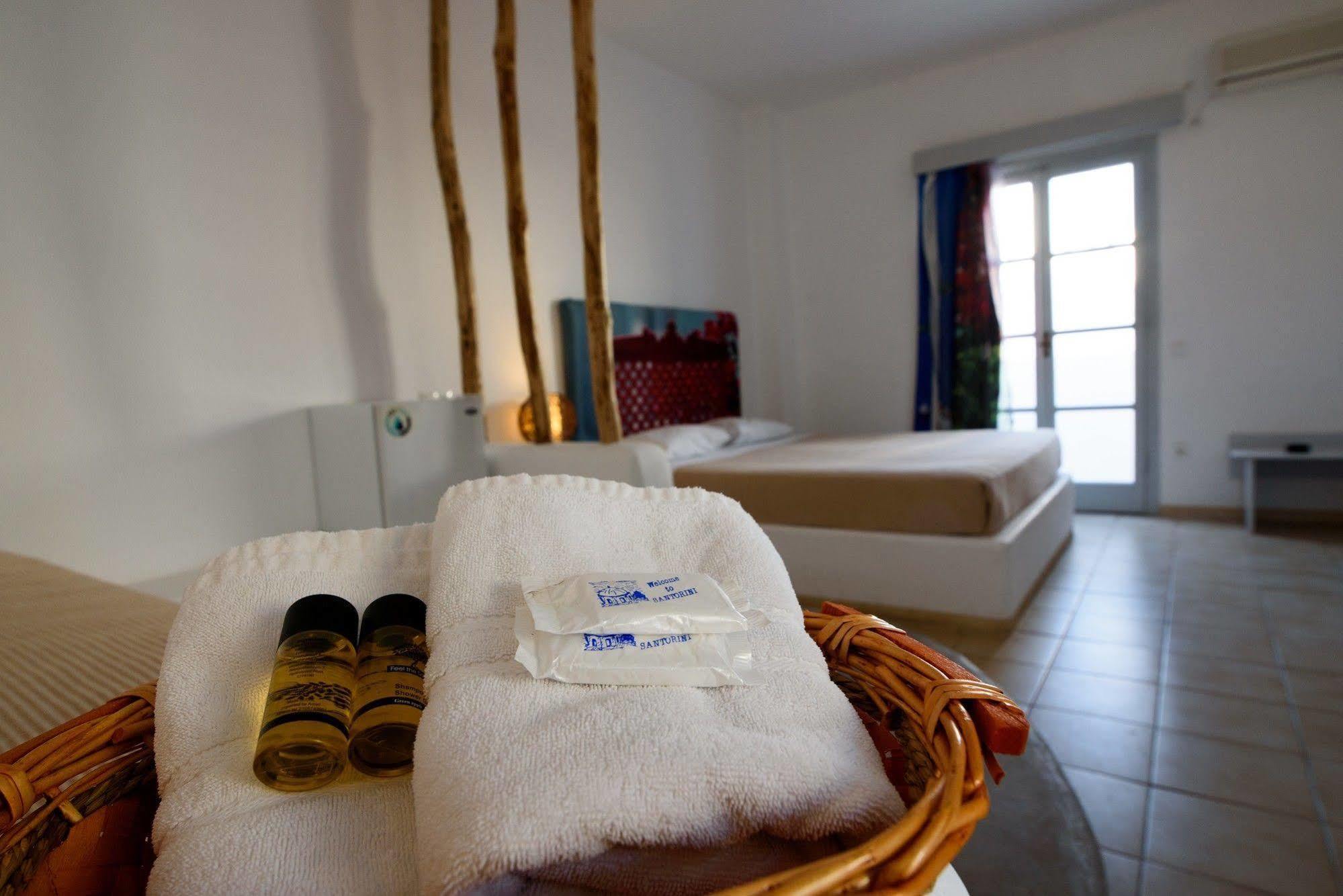 Atlas Boutique Hotel Камарі Екстер'єр фото