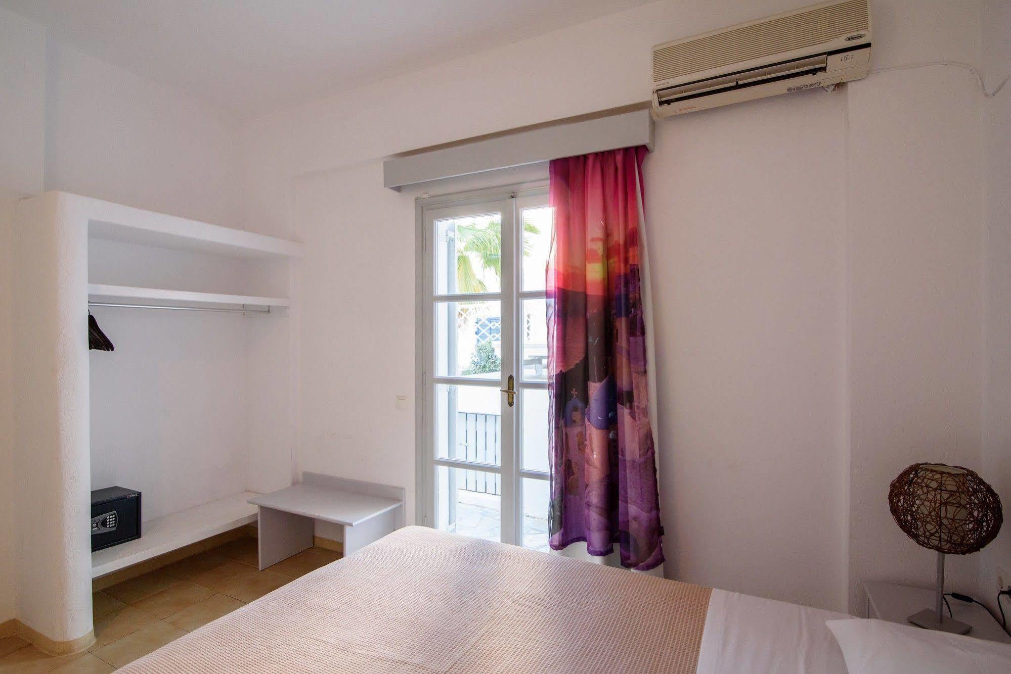Atlas Boutique Hotel Камарі Екстер'єр фото
